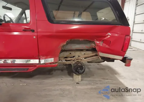 1996 Ford Bronco U100 z USA, uszkodzony, nr VIN 1FMEU15H3TLB58989